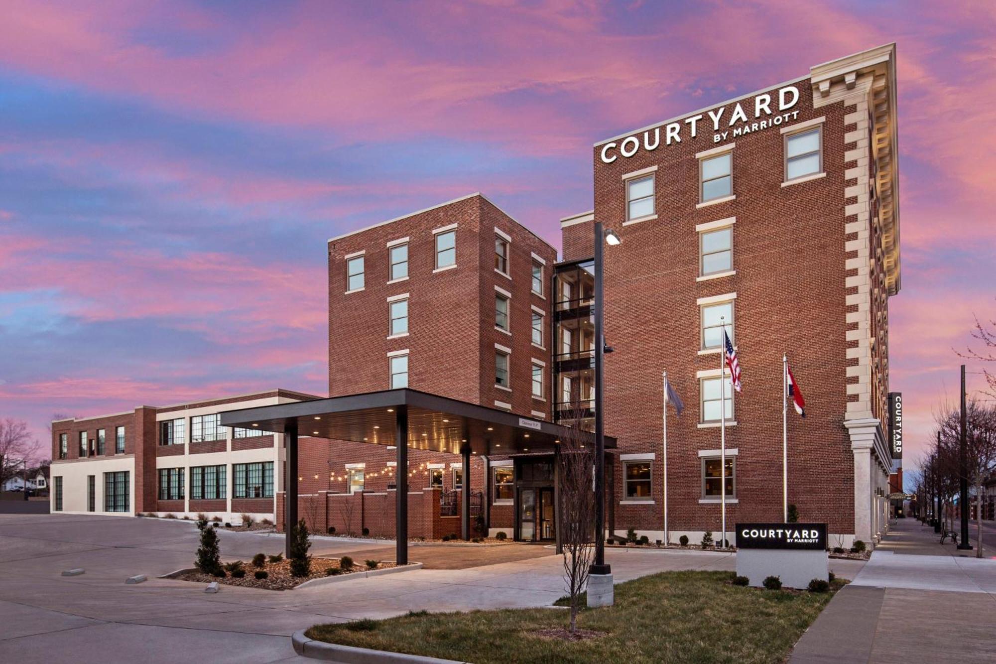 Courtyard By Marriott Cape Girardeau Downtown Otel Dış mekan fotoğraf